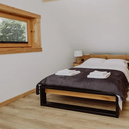 Zielone Wzgorze - Pod Lasem Z Widokiem Na Gorce